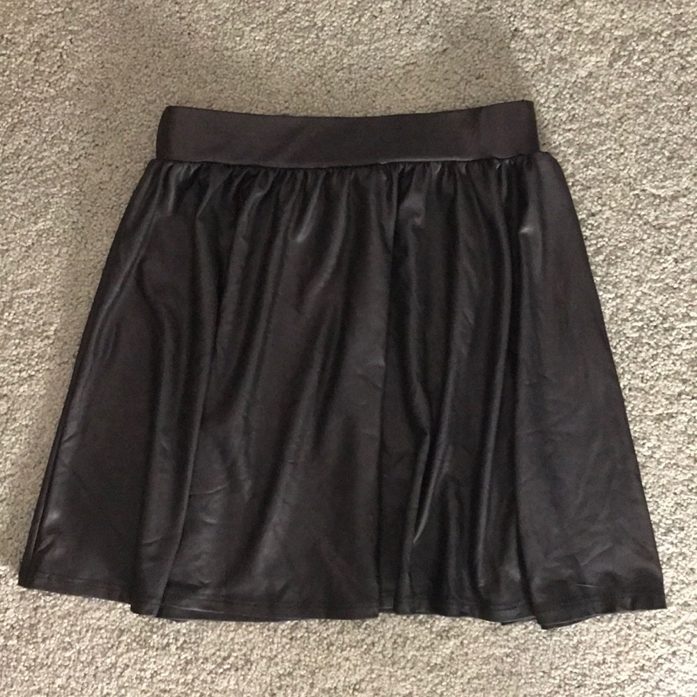 Cute faux leather skirt